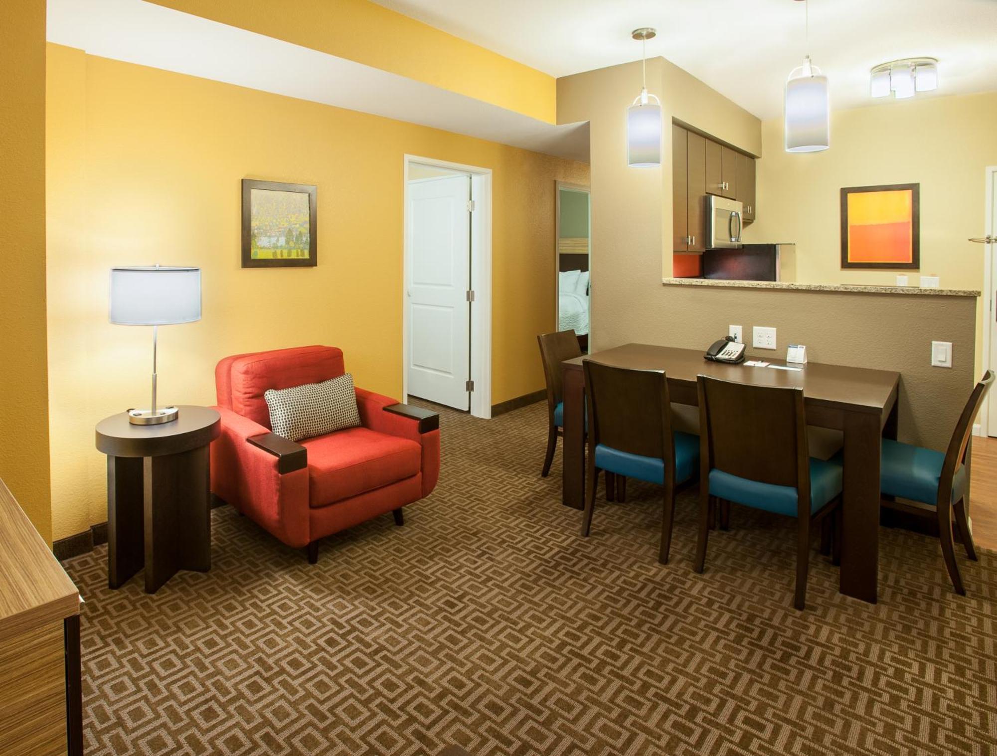 Towneplace Suites By Marriott Minneapolis Near Mall Of America Bloomington Exterior photo